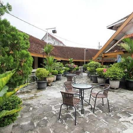 Reddoorz Near Rs Sarjito Yogyakarta Hotel Exterior foto