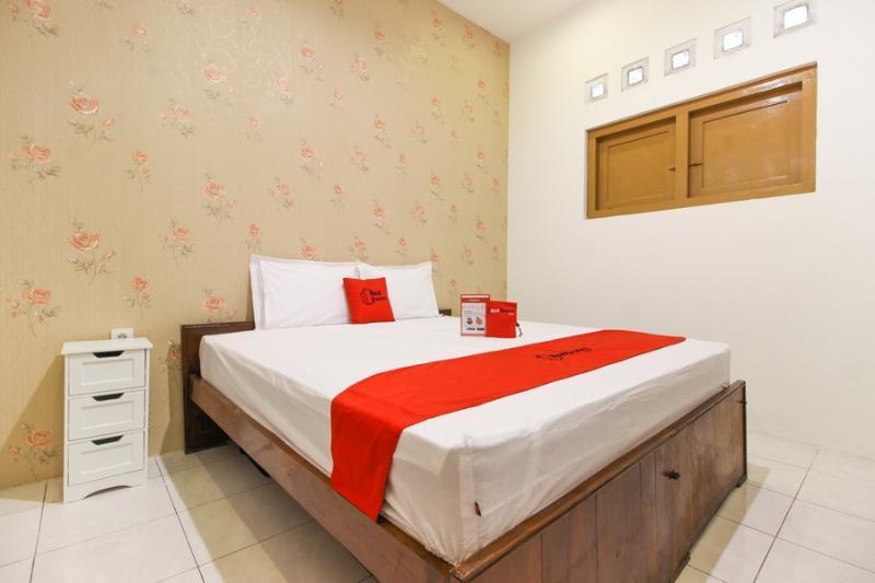 Reddoorz Near Rs Sarjito Yogyakarta Hotel Exterior foto